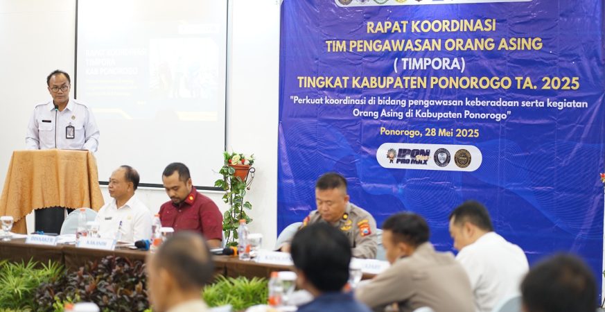 Rapat koordinasi TIMPORA Ponorogo bahas pengawasan orang asing bersama instansi daerah