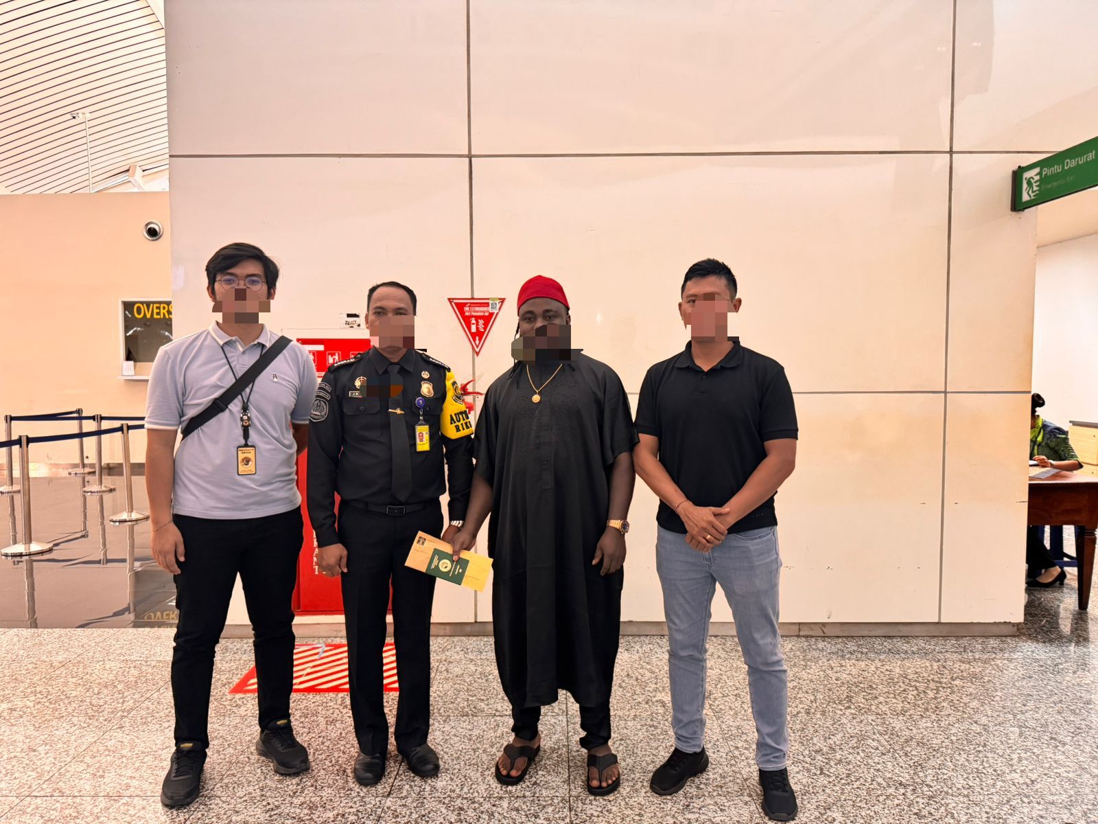 Imigrasi Denpasar deportasi WNA Nigeria karena overstay dan izin tinggal fiktif