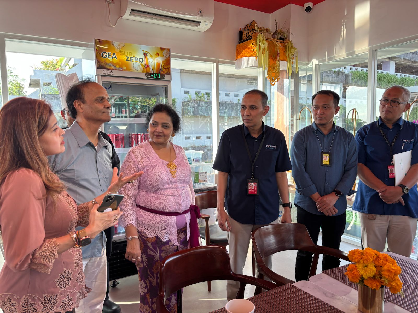 Peluncuran gerai Ganesha ek Sanskriti di area drop-off dan Hall Kedatangan Bandara Internasional I Gusti Ngurah Rai, Denpasar.