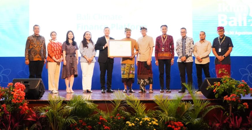 Forum Investasi Iklim Bali 2025 membahas kepemimpinan daerah dan pembiayaan berkelanjutan untuk aksi iklim.