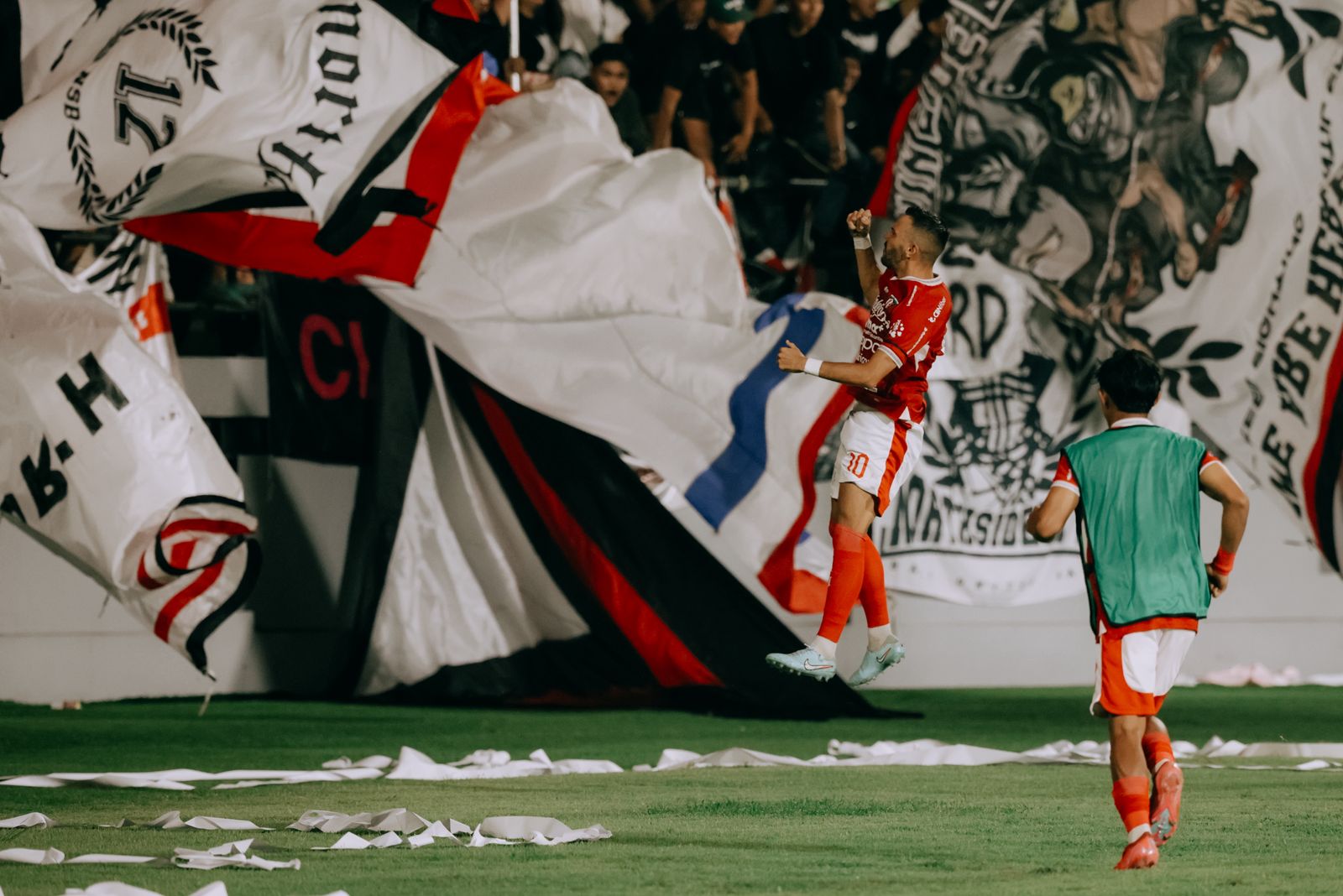 Bali United rayakan kemenangan perdana atas Madura United di Stadion Dipta.