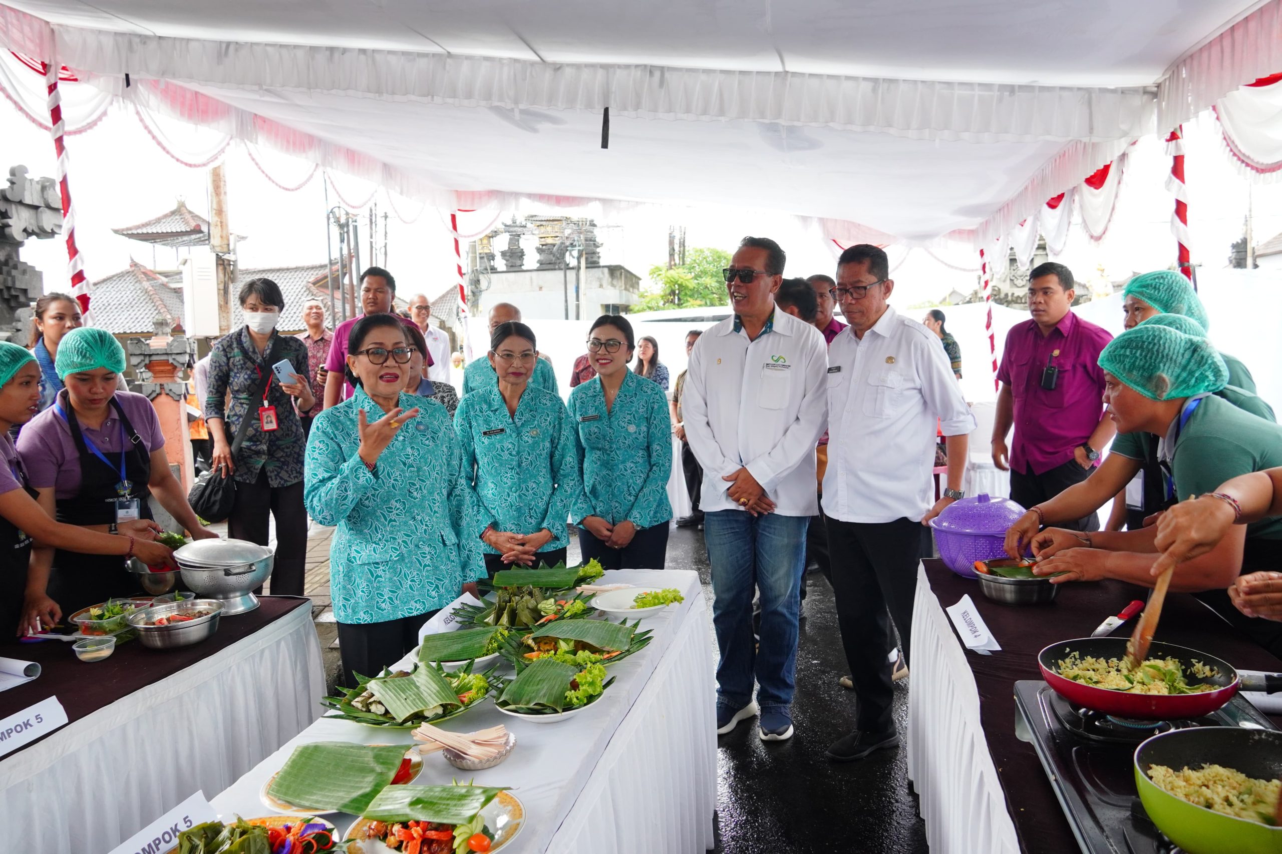Putri Koster dorong PKK Bali sosialisasikan pengelolaan sampah berbasis sumber dan gizi anak sehat.