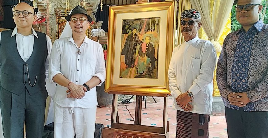 Lukisan Wanita Sulawesi karya Jan Frank Niemantsverdriet di Museum ARMA Ubud yang diteliti ulang dan diidentifikasi sebagai Dua Wanita Batavia.