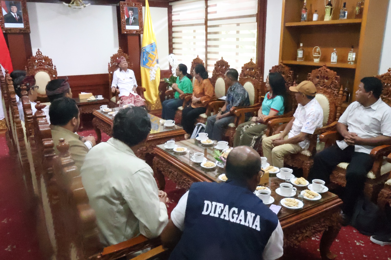 Pertemuan Pemerintah Provinsi Bali dengan Puspadi dan organisasi penyandang disabilitas membahas penguatan regulasi dan fasilitas publik inklusif.