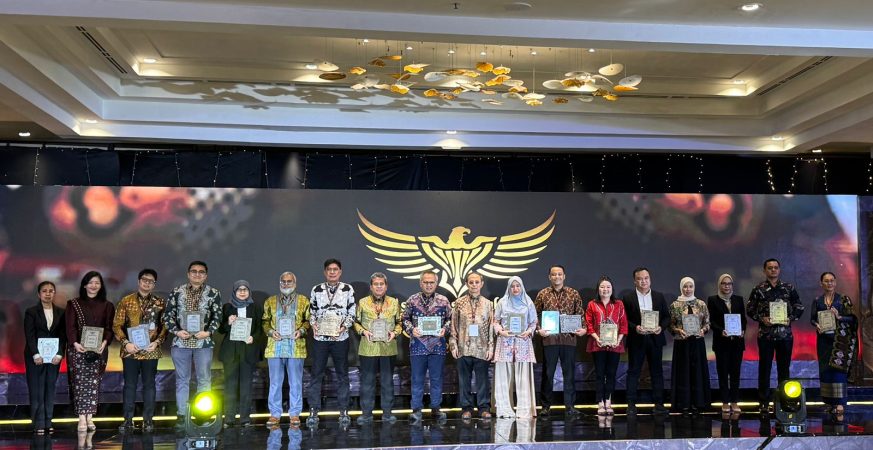 Pencapaian ITDC dalam penghargaan ESG dan keberlanjutan 2025.