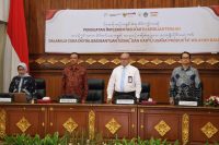Gubernur Koster Tutup Bulan Bahasa Bali VIII 2026