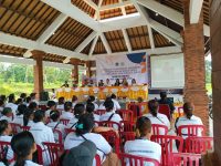 Giri Prasta Tinjau Lokasi Banjir Bandang di Desa Banjar Buleleng